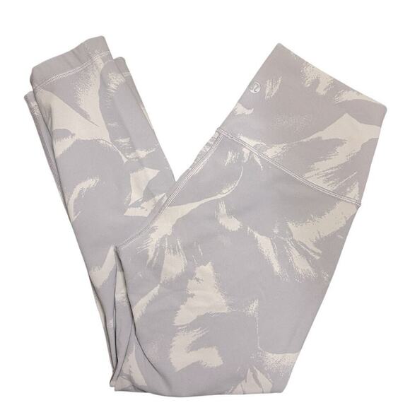 LULULEMON Wunder Under Crop High-Rise Full On Luon 21" in Flower Pop Sz. 4 - Picture 10 of 11